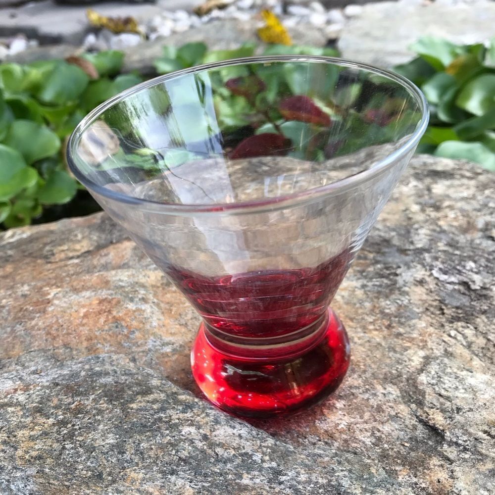 Vintage Crate & Barrel Red‎ Liquor Cocktail Dizzy Glass